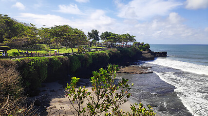 Image showing Cliff of Tanah Lot temple in Bali