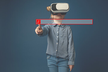 Image showing Child with virtual reality headset