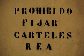 Image showing Spanish text forbidding the posting of notices