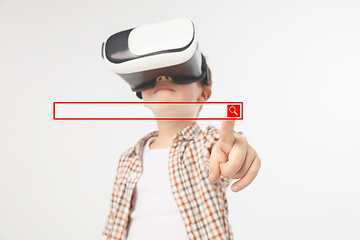 Image showing Child with virtual reality headset