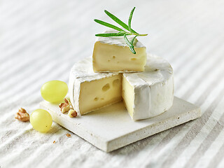 Image showing fresh brie cheese