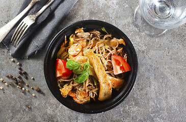 Image showing soba noodles with chicken