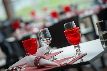 Image showing table setting at restaurant