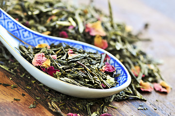 Image showing Loose green tea