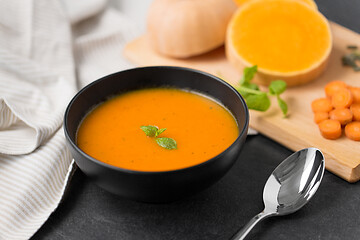 Image showing close up of vegetable pumpkin cream soup in bowl