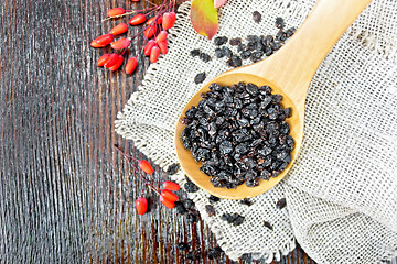 Image showing Barberry dried in spoon on board top