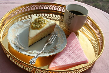 Image showing Cake with passion fruit