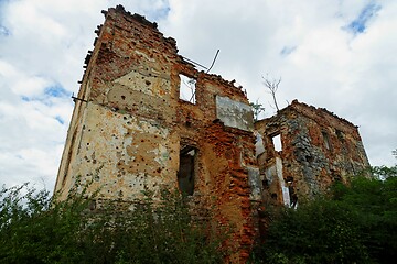 Image showing Ruined house in Open air museum of the Croatian War of Independence (1991-1995) in Karlovac, Croatia