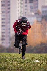 Image showing american football player in action