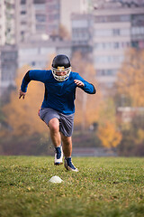 Image showing american football player in action