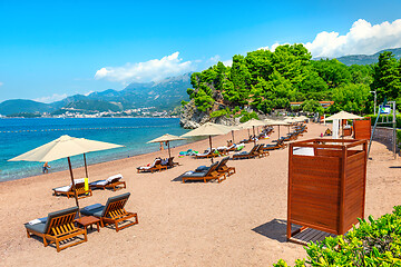 Image showing Beach near the island