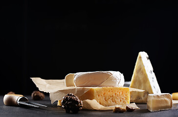 Image showing Different types of cheese