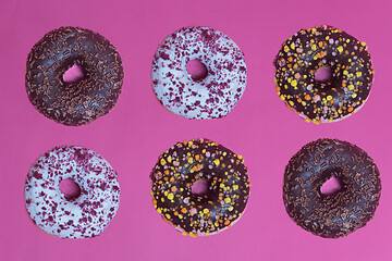 Image showing Top view to the donuts