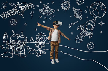 Image showing Child with virtual reality headset