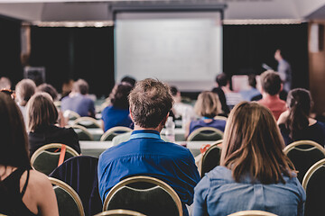 Image showing Audience in lecture hall participating at business conference.