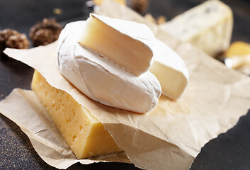 Image showing Different types of cheese