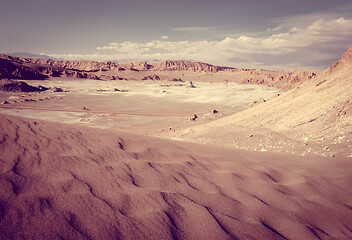 Image showing Sand dunes in Valle de la Luna, San Pedro de Atacama, Chile