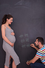 Image showing pregnant couple accounts week of pregnancy