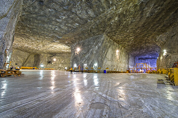 Image showing Healthy aerosol cures in romanian underground