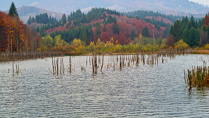 Image showing Autumn mountain lake