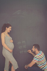 Image showing pregnant couple accounts week of pregnancy