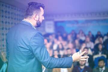 Image showing businessman giving presentations at conference room