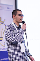 Image showing businessman giving presentations at conference room