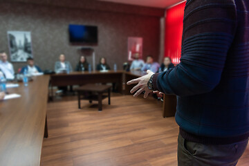 Image showing businessman giving presentations at conference room