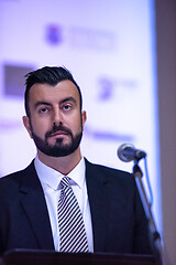 Image showing businessman giving presentations at conference room