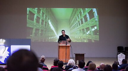 Image showing businessman giving presentations at conference room