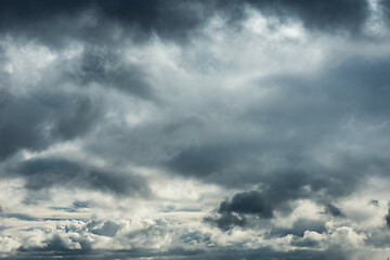 Image showing Grey storm clouds