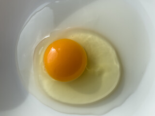 Image showing Raw chicken eggs