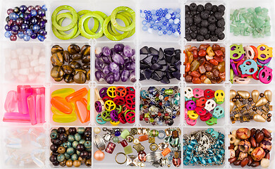 Image showing Beads set