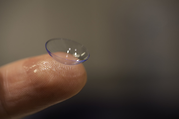Image showing Contact lense