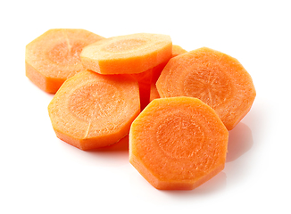 Image showing fresh raw peeled carrot slices