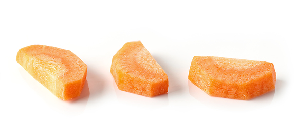 Image showing fresh raw peeled carrot slices