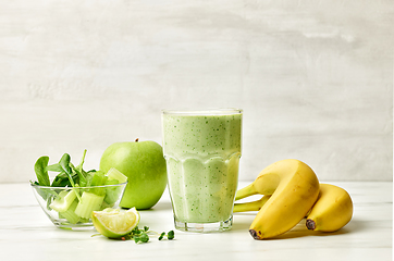 Image showing glass of green smoothie