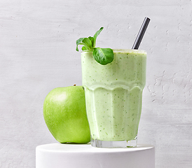 Image showing glass of green smoothie