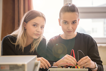 Image showing students doing practice in the electronic classroom