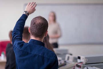 Image showing students doing practice in the electronic classroom