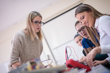 Image showing students doing practice in the electronic classroom