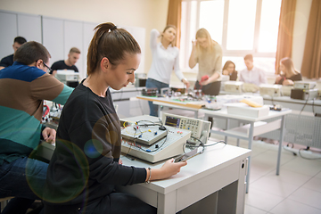 Image showing students doing practice in the electronic classroom