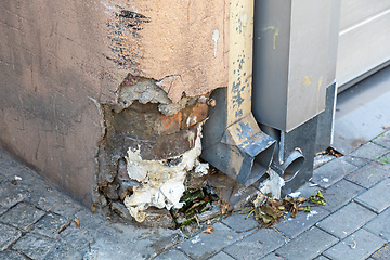 Image showing Damaged Corner