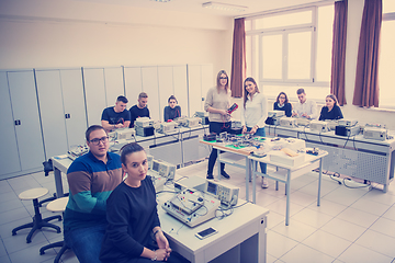 Image showing students doing practice in the electronic classroom