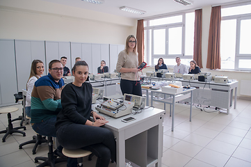 Image showing students doing practice in the electronic classroom