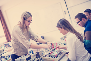 Image showing students doing practice in the electronic classroom