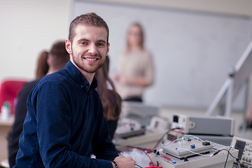 Image showing students doing practice in the electronic classroom