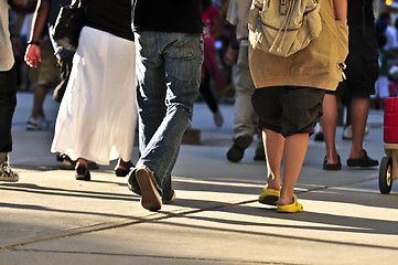 Image showing Walking people