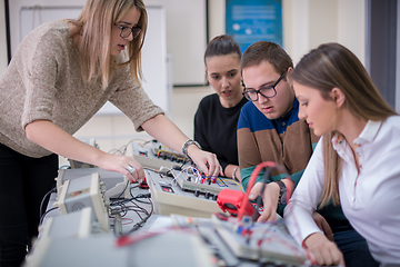 Image showing students doing practice in the electronic classroom