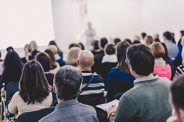 Image showing Woman giving presentation on business conference.